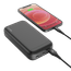 carregador-portatil-thunderbolt-20000mah-vx-case-preta-04-carregando-o-celular